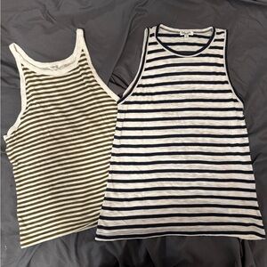 EUC Bundle of 2 Splendid Size Medium Tanks